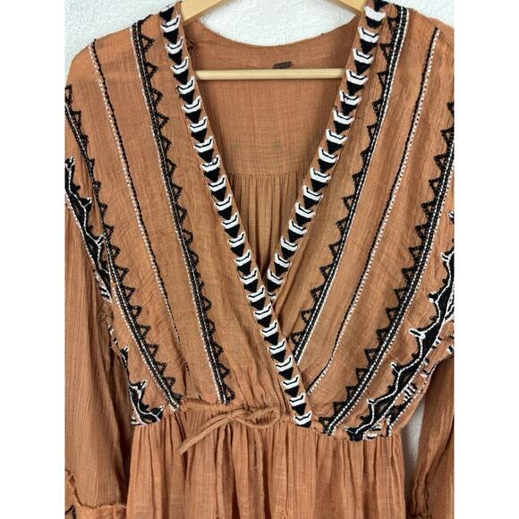 Free People Aztec Print Romper Size XS Brown Boho Festival Hippie Plunge Neck - Picture 8 of 12